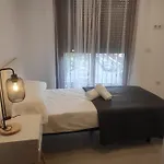 Piso Elche-centro 아파트 *